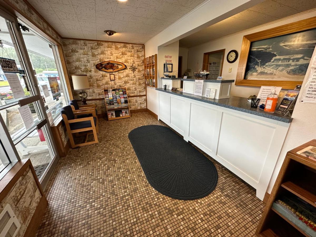 Winchester Bay Inn Reedsport Eksteriør billede